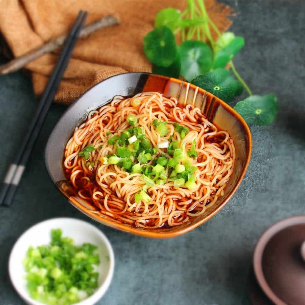 Chili Crisp Noodles - foodiedry recipe Chili Crisp Noodles